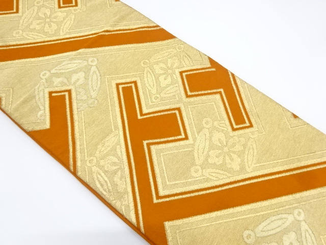 アンティーク　紗綾型に花七宝模様織り出し袋帯（材料）